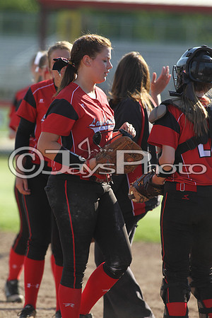 Bauxite @ Harmony Grove softball 4-21-2015 (©Justin Manning) JWM_0342
