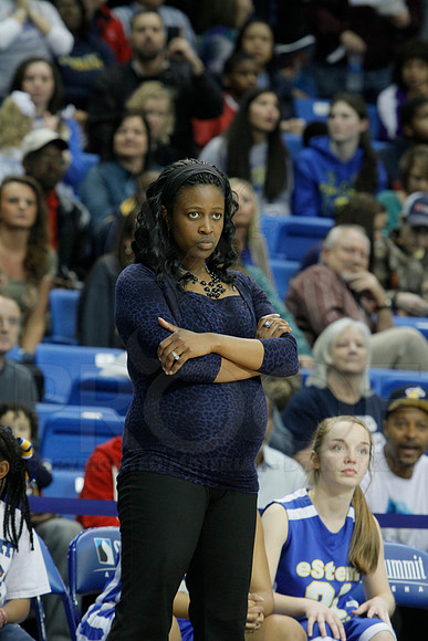 3A Girls State Finals-Harding Academy vs. eStem 3-14-2014 (© Justin Manning) JWM_0196