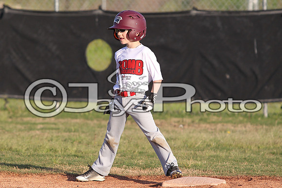 Bomb Squad vs Tigers 6-7 year old (Pitching Machine) 4-27-2015 (©Justin Manning) JWM_0198