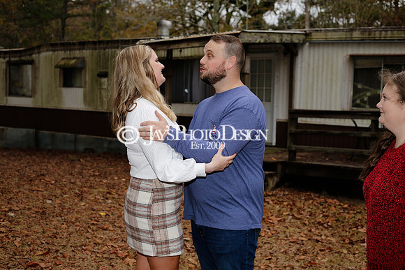 Aaron & Rebekah (Engagment Photos) 11-25-22_JWM_0204