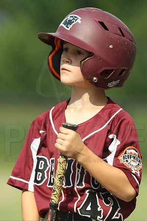 Benton-Midkiff vs. Bryant-Griffin 8 year old (Cal Ripken) 7-20-2014 (©Justin Manning) JWM_242