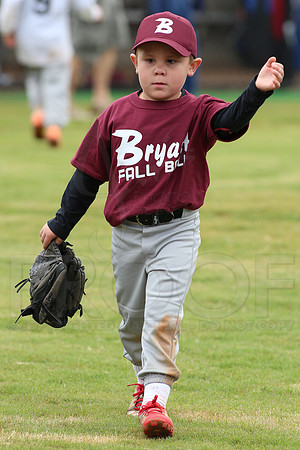 Bryant Fall Ball 9-13-2014 (©Justin Manning) JWM_290