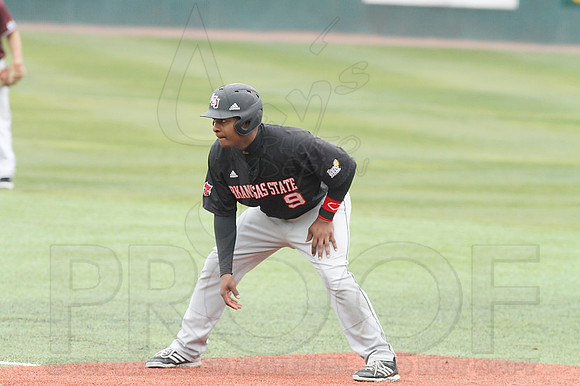 ASU @ UALR baseball 3-17-13 (© Justin Manning) JWM0478