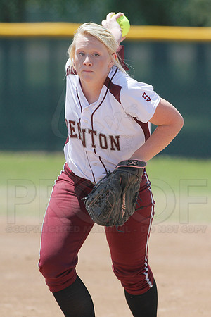 Benton vs. Mountain Home 6A State Softball Playoffs 5-11-13 (© Justin Manning) JWM0058