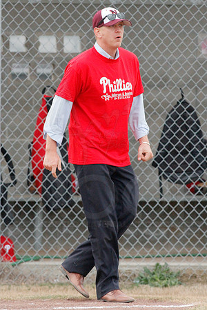 Phillies vs. Razorbacks 5-6 year old baseball 4-3-2014 (© Justin Manning) JWM_0275