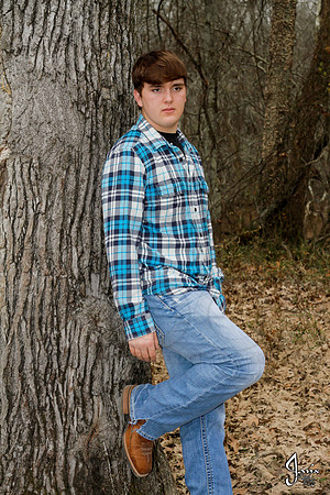 Austin Hicks senior pictures 12-29-13 (�Justin Manning) (�Justin Manning) (�Justin Manning) JWM_0045