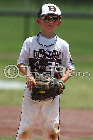 Benton vs. Harrison Cal Ripken t-ball All-Stars 7-10-2015 (©Justin Manning) JWM_0060