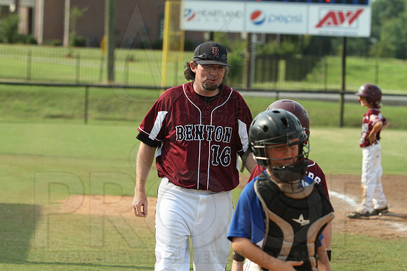 Benton-Midkiff vs. Bryant-Griffin 8 year old (Cal Ripken) 7-20-2014 (©Justin Manning) JWM_360