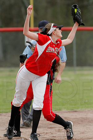 Harmony Grove @ Glen Rose softball 3-31-2014 (© Justin Manning) JWM_0043