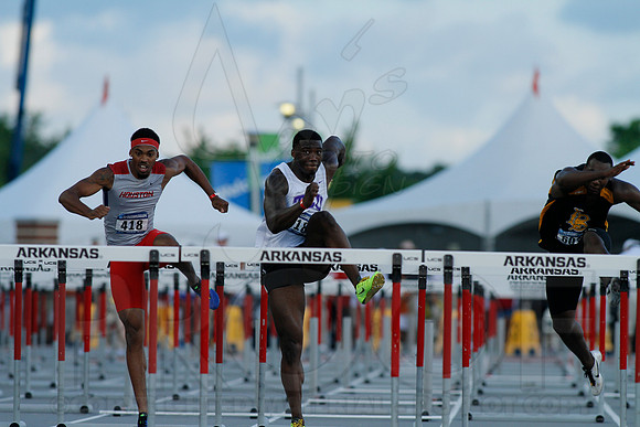 NCAA West Track and Field Preliminaries 5-31-2014 (© Justin Manning) JWM_0348